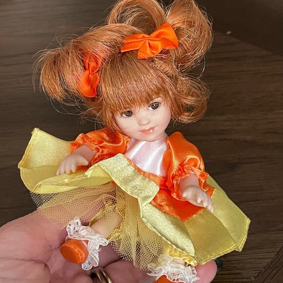 Marie Osmond Candy Corn Too Sweet Doll 5" 2008 Red Hair Orange Yellow Dress READ - Picture 8 of 14
